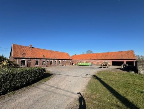                                         Ferme à vendre à Rumbeke, € 495.000
