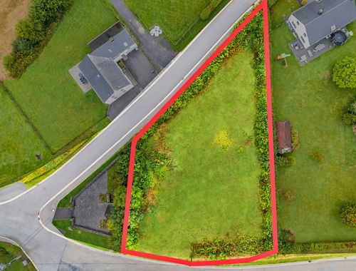                                         Bouwgrond te koop in Redu, € 95.000
