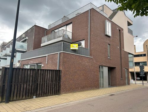                                         Appartement à louer à Geel, € 815
