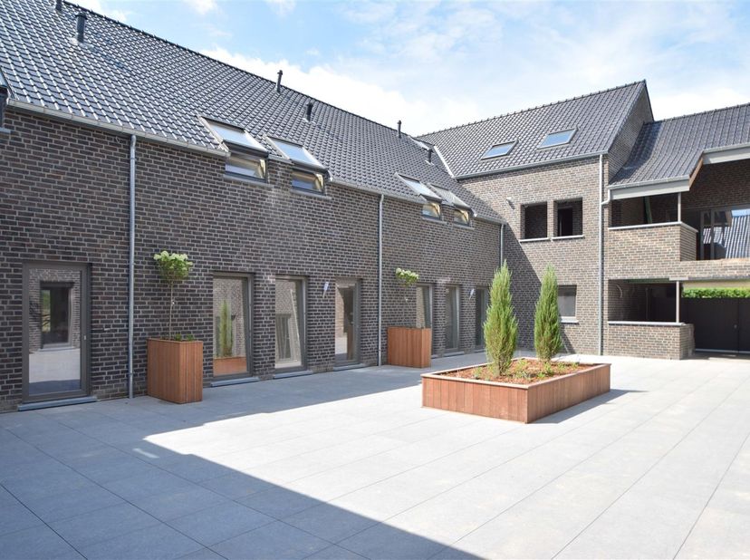 Huis te huur in Kiezelweg 193 bus 8,
                    3620 Veldwezelt