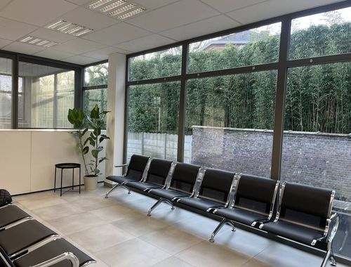                                         Kantoor te huur in Oudenaarde, € 625
