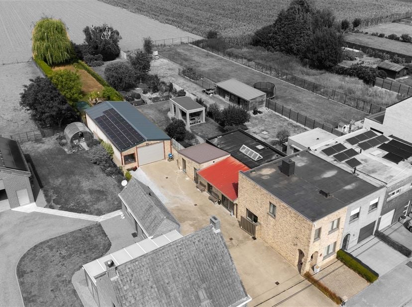 KIJKDAG DO 10/09 | TOPPER | ENERGIEZUINIGE WONING MET LOODS OP 893M² TE DENTERGEM<br />
Ben je op zoek naar een instapklare woning met loods maar wil