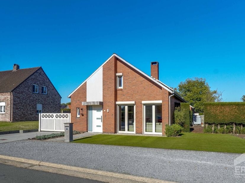 Huis te koop in Molenweg 117,
                    3660 Opglabbeek
