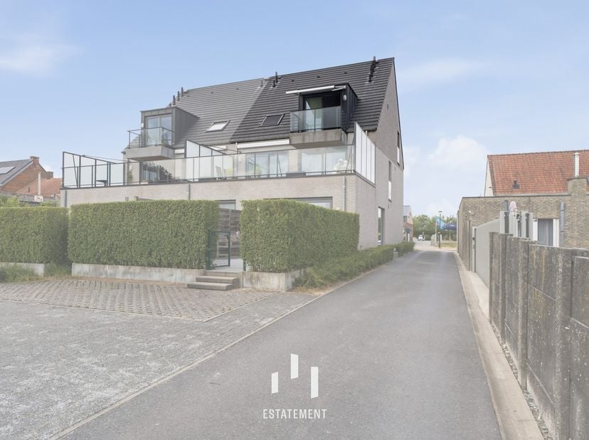 Instapklaar 2-slaapkamerappartement met ruim terras en garage in Geluveld<br />
<br />
Op zoek naar een verzorgd en energiezuinig appartement op een r