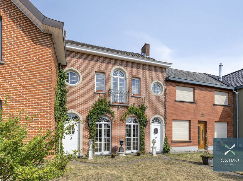 Huis te koop in Chrysantenstraat 35,
                    9820 Merelbeke
