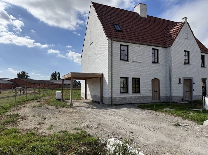 Huis te koop in Achterdriesstraat 16,
                    8580 Avelgem