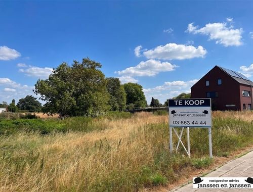                                         Grond te koop in Wuustwezel, € 299.000

