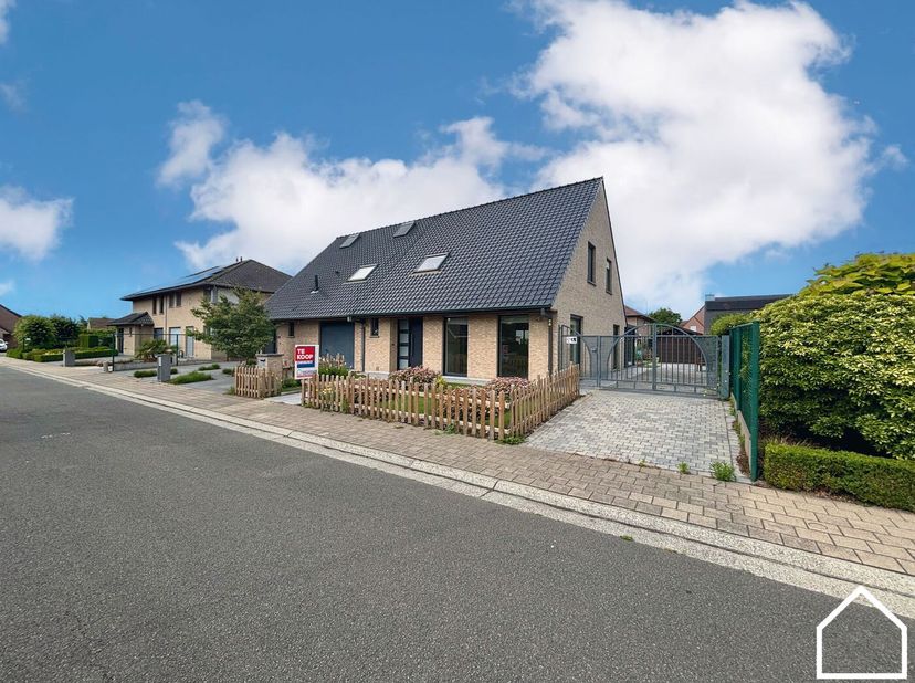 Maison à vendre
                    à 8870 Izegem