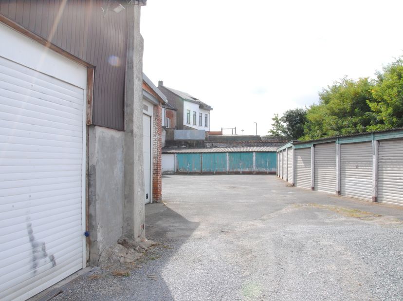 Garage à vendre à Oudenaardsestraat 70,
                    9500 Geraardsbergen