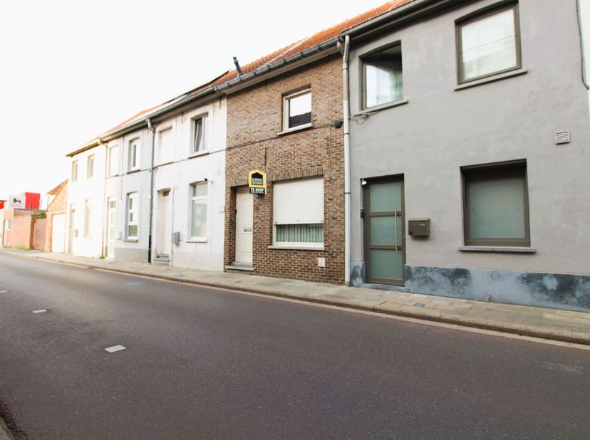 Maison à vendre à ,
                    8800 Roeselare