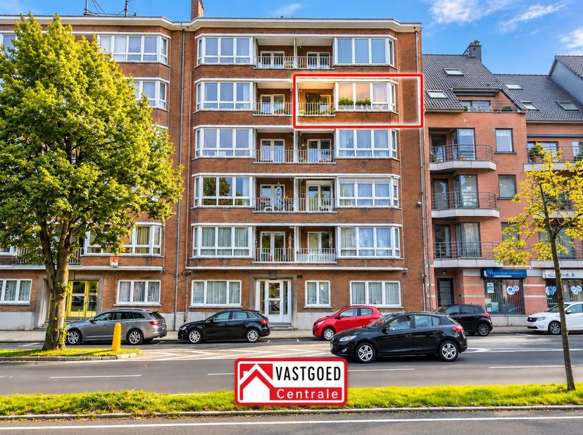 Appartement te koop in Eeuwfeestwal 22 - 0 bus 10,
                    3700 Tongeren