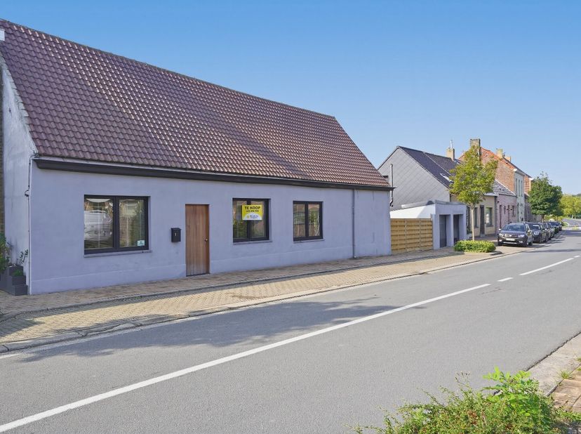 Huis te koop in Kallestraat 1,
                    8691 Beveren