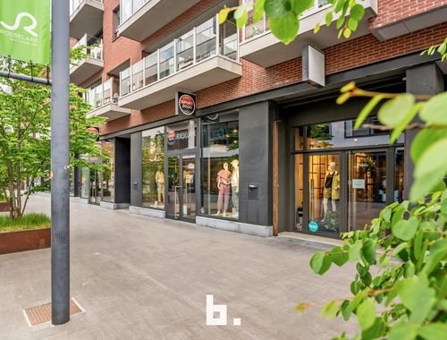                                         Commerce à vendre à Roeselare, € 950.000
