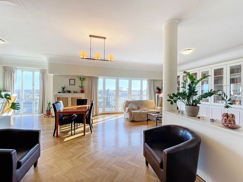 Appartement te huur in ,
                    1200 Sint-Lambrechts-Woluwe