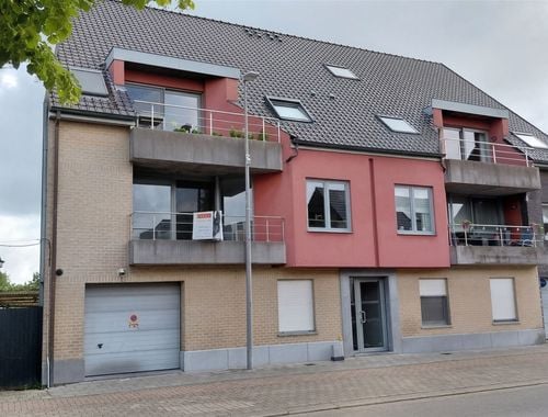                                         Appartement te huur in Eksaarde, € 950
