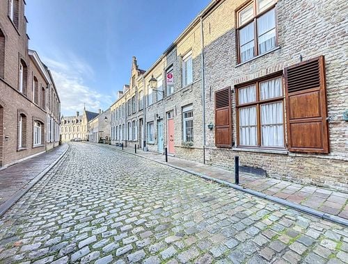                                         Maison à louer à Veurne, € 950

