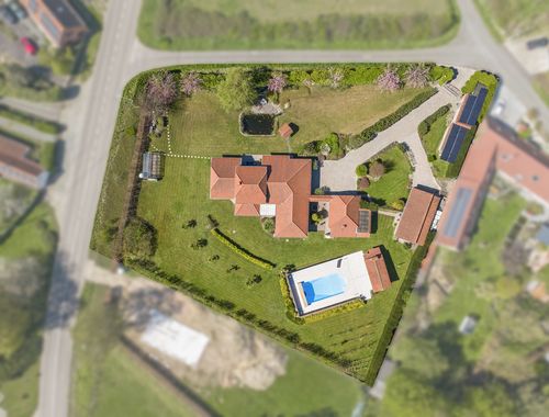                                         Maison à vendre à Flobecq, € 859.000
