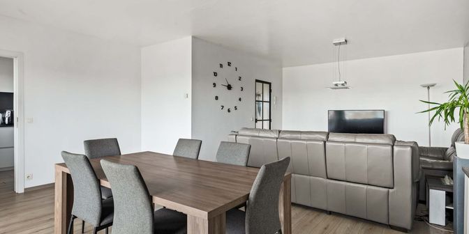 Appartement te koop in Lambrechtshoekenlaan 82 bus 601, 2170 Merksem