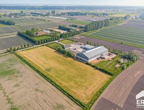                                         Bien commercial avec habitation à vendre à Moerkerke, € 1.450.000
