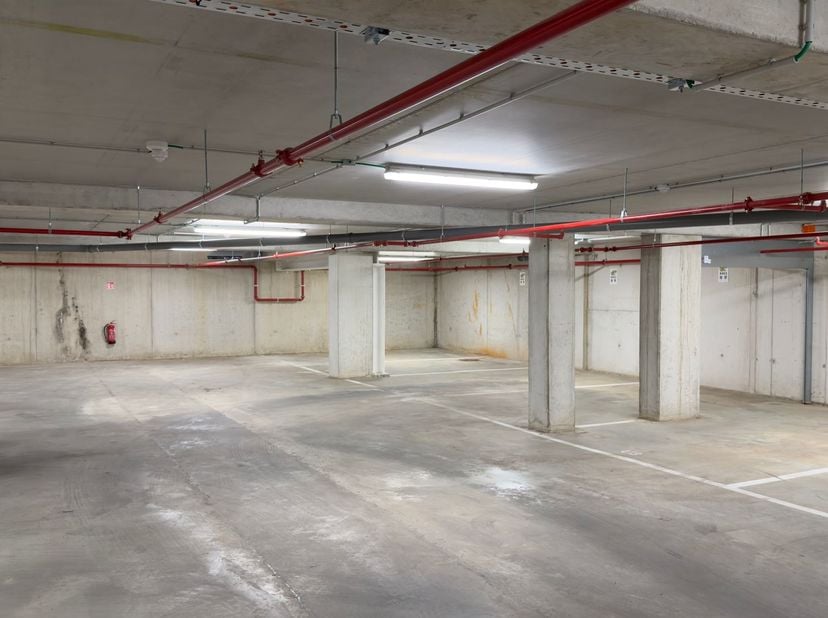 Garage à vendre à Congresstraat 17,
                    2060 Antwerpen