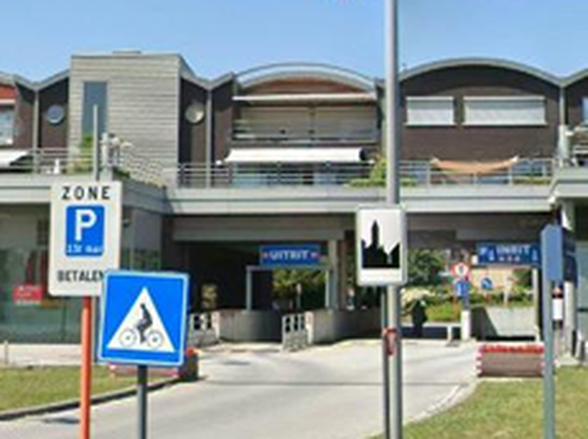 Appartement te koop in Kloosterbempden 20 bus 23,
                    3680 Maaseik