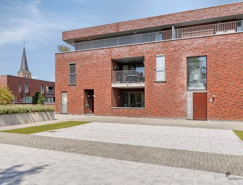                                         Appartement à louer à Tessenderlo, € 920
