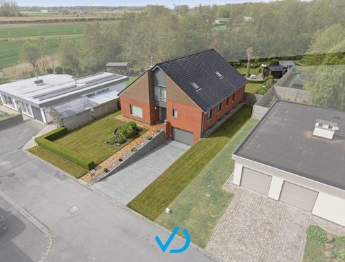                                         Villa te koop in Elverdinge, € 479.000

