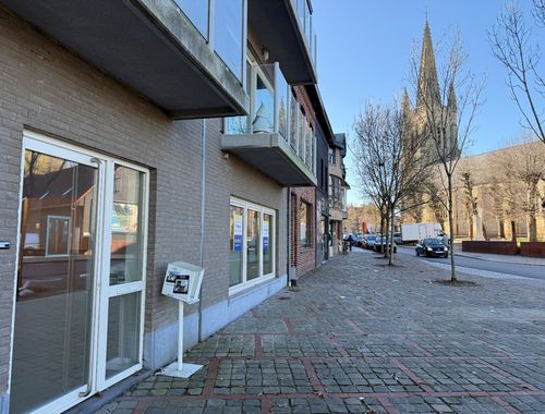                                         Bureaux à louer à Rumbeke, € 1.100
