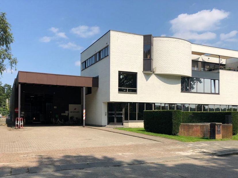 Bien professionnel à vendre
                    à 2610 Wilrijk