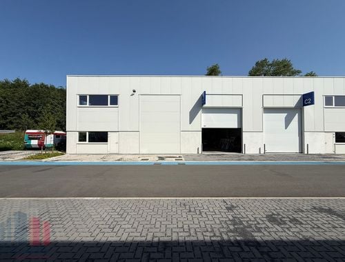                                         Bâtiment d’entreprise à vendre à Evergem, € 445.000
