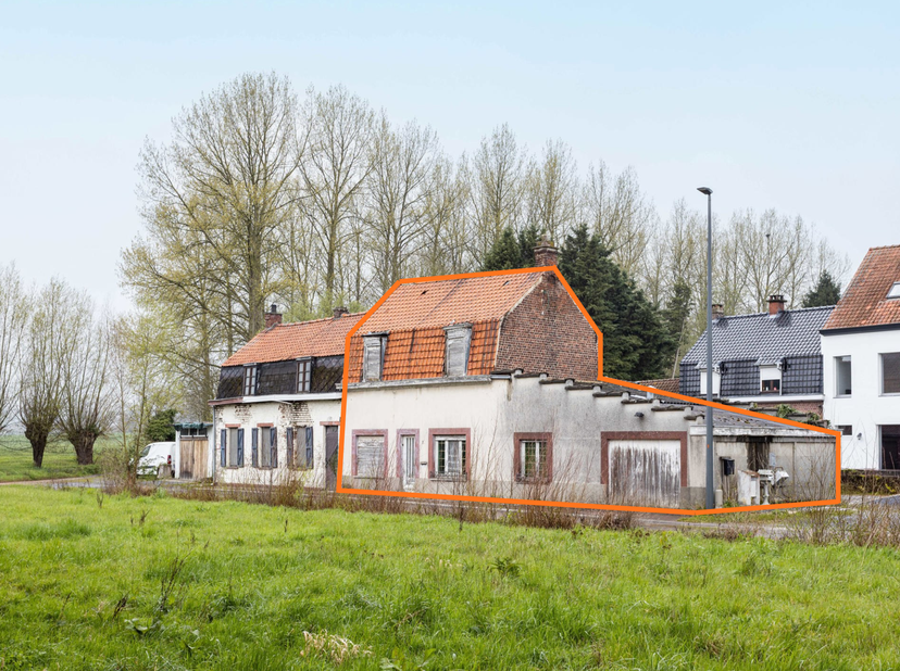 Une opportunité unique avec un pré dans un cadre champêtre près du centre de Renaix<br />
<br />
À seulement 5 minutes du centre de Renaix se trouve c