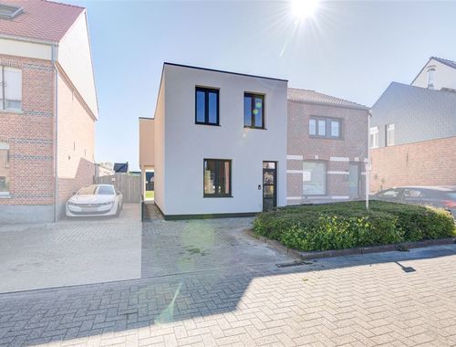                                         Woning te koop in Berlaar, € 449.000

