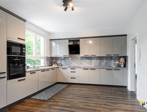                                         Duplex te koop in Wilrijk, € 379.000
