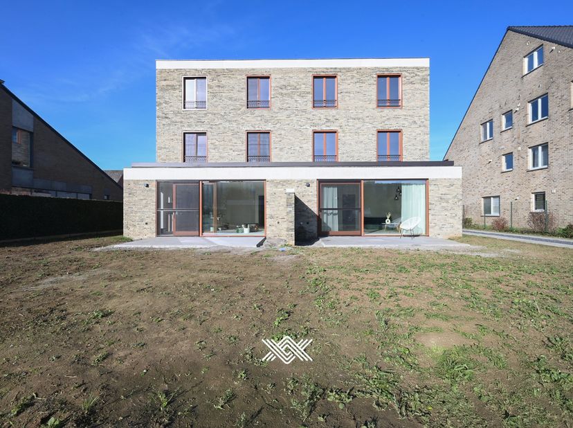 Appartement te huur in Steenweg 151 bus 001,
                    9810 Eke