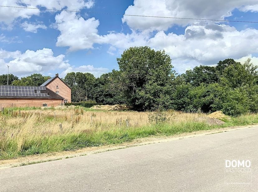 Terrain à vendre
                    à 3511 Kuringen