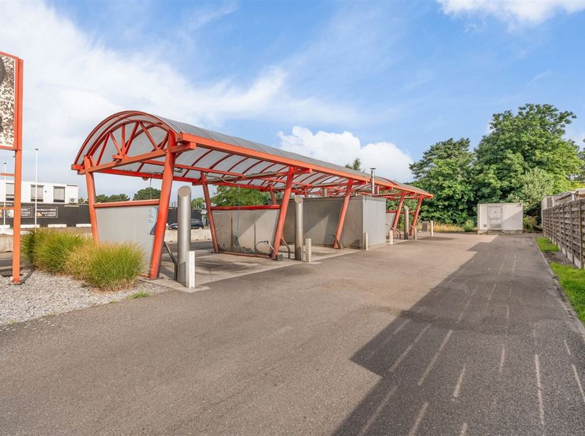 Bien professionnel à vendre
                    à 2490 Balen