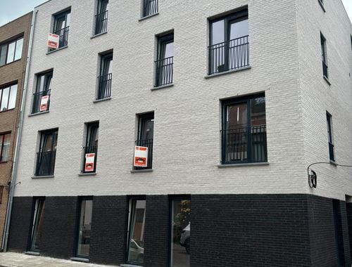                                         Gelijkvloers app. te koop in Turnhout, € 258.000
