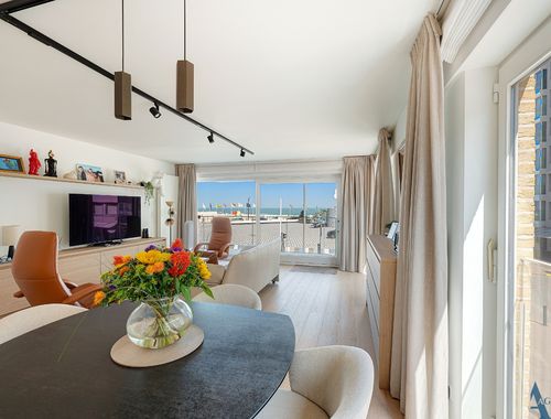                                         Appartement te koop in Knokke, € 1.875.000
