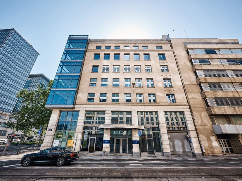 Bedrijfsvastgoed te huur in Rue Royale 145,
                    1000 Brussel