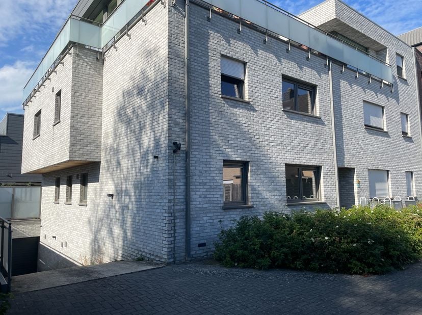 Appartement te huur in Bemvaartstraat 10 bus 1,
                    3900 Overpelt