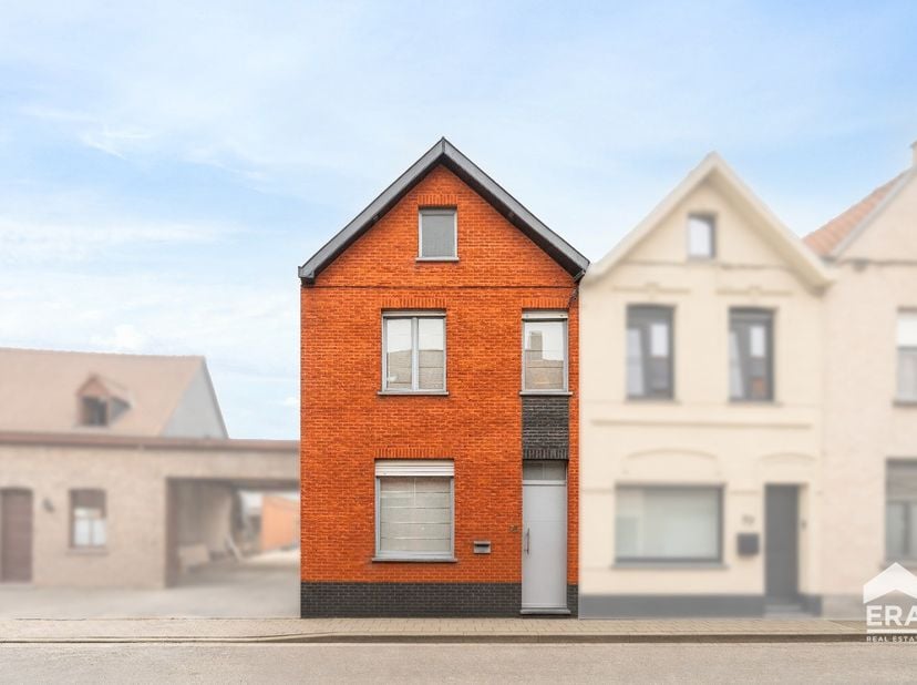 Huis te koop in Veldstraat 75,
                    8530 Harelbeke