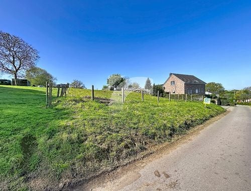                                         Bouwgrond te koop in Gemmenich, € 125.000
