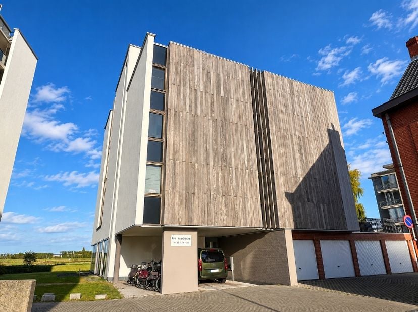 Appartement te huur in ,
                    8600 Diksmuide