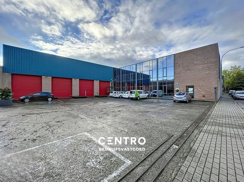 Bedrijfsvastgoed te huur in Guido Gezellelaan 6,
                    8800 Roeselare