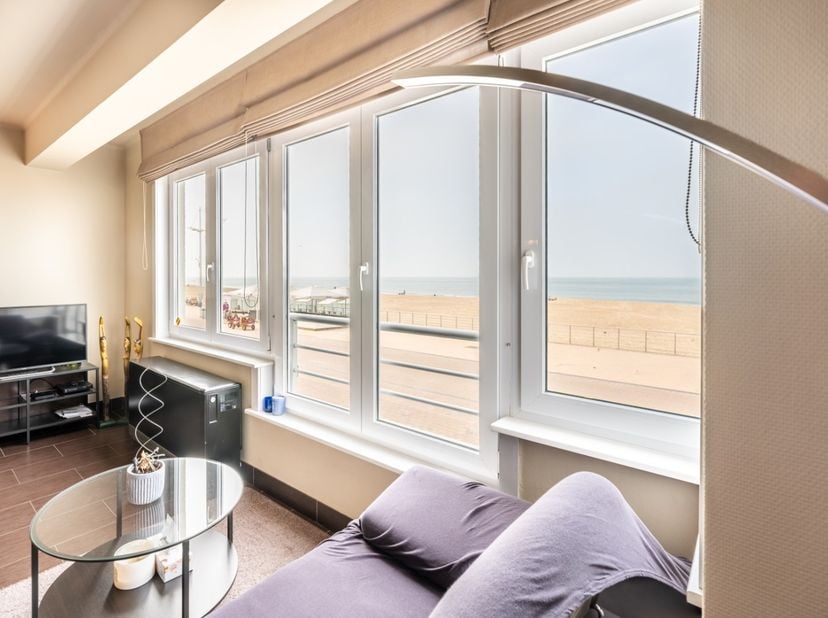 Appartement te koop in Zeedijk 275 bus GV.01,
                    8670 Koksijde