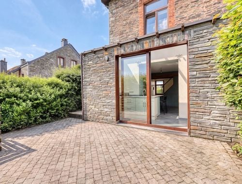                                         Woning te koop in Porcheresse, € 250.000
