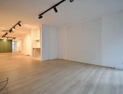                                         Bureaux à louer à Overijse, € 1.700
