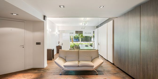 Bien professionnel à vendre à Oudenaardsesteenweg 32 boîte J, 9000 Gent