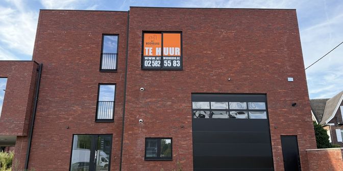 Bedrijfsvastgoed te huur in Ninoofsesteenweg 60, 1750 Sint-Kwintens-Lennik