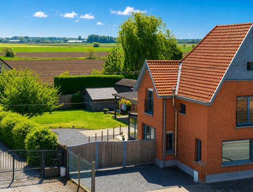                                         Maison à vendre à Adegem, € 395.000
